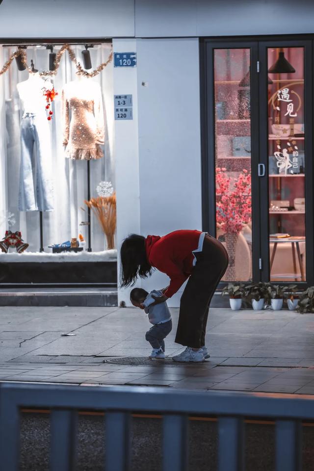 世界上优秀的女性（每一位这样的女性）(37)