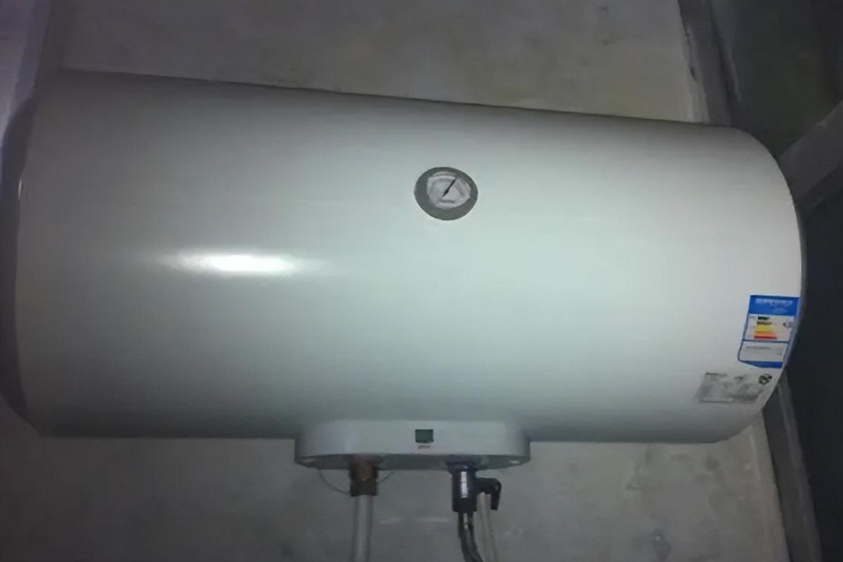 热水器清理水垢小妙招(家里热水器怎么清理污垢)