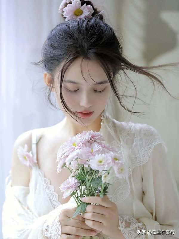 狮子座和双子座是什么星座(狮子座和双子座配吗)