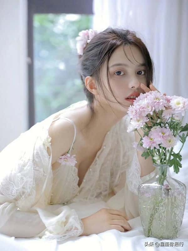 狮子座和双子座是什么星座(狮子座和双子座配吗)