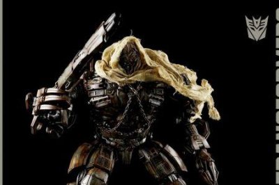 ​变形金刚2里威震天的师傅叫什么