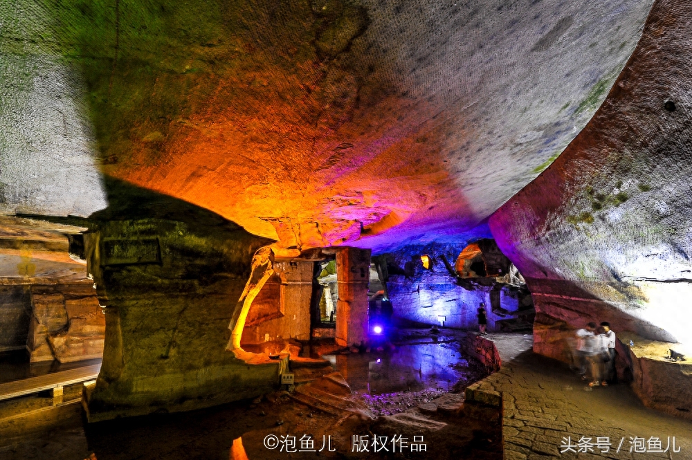 隐藏在黄山脚下的花山谜窑未解之谜：是战备基地还是废弃采石场？