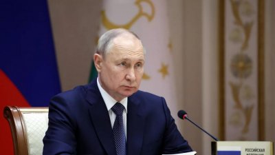 ​俄总统普京“突访”中东 将探讨油市问题和中东局势