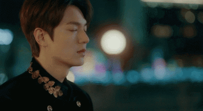 ​长相“平平无奇”的金高银是如何做到穿啥都好看的？