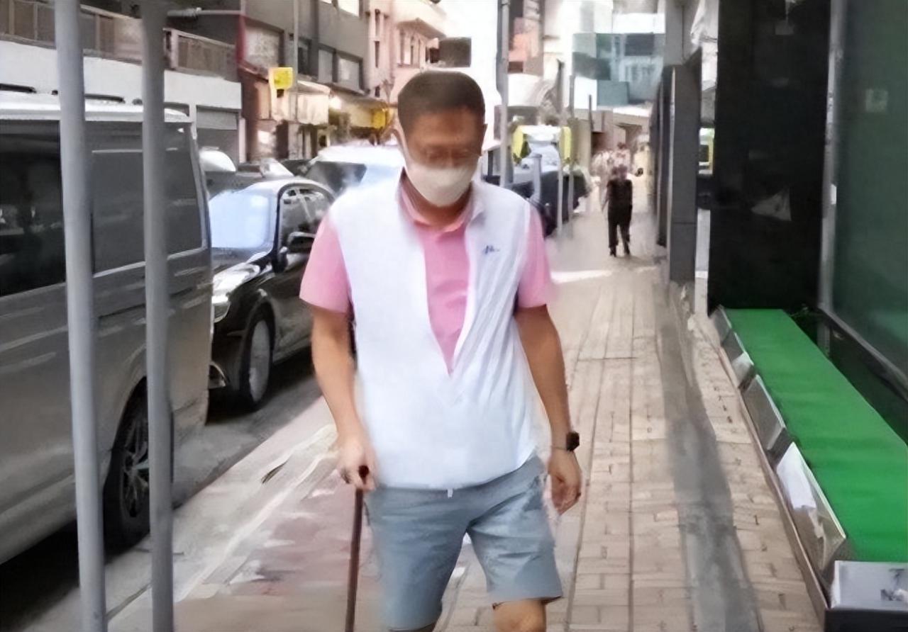 富豪许晋亨的个人资料简介(许晋亨的妻子是谁)-