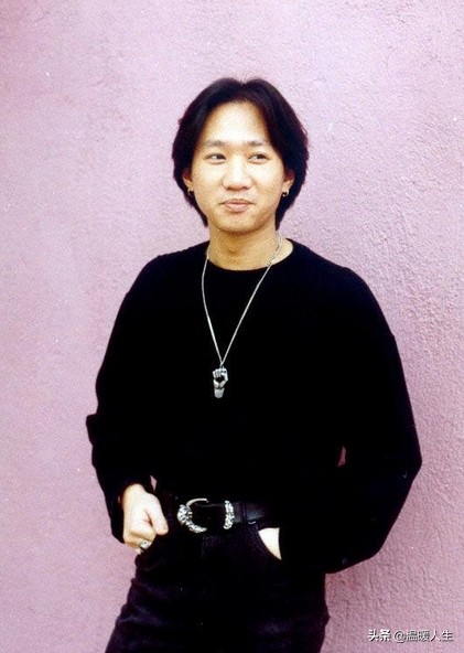 一组黄家驹照片