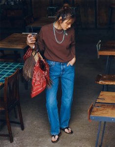 ​棕色是哪两种颜色搭配（棕色最佳配色表）