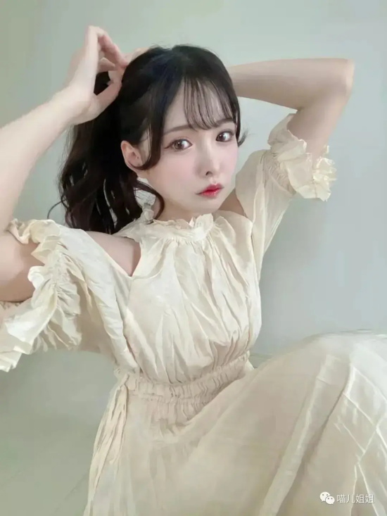 硬盘女神桥本有菜私藏美图分享,暗黑界美腿天花板!