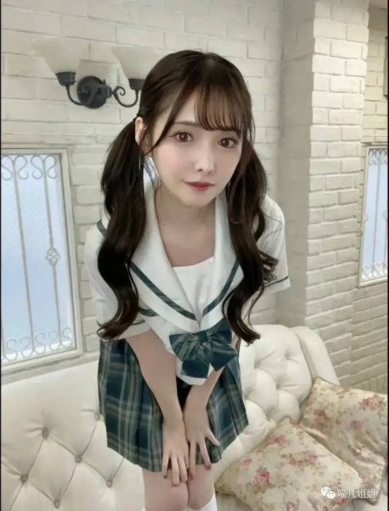 硬盘女神桥本有菜私藏美图分享,暗黑界美腿天花板!