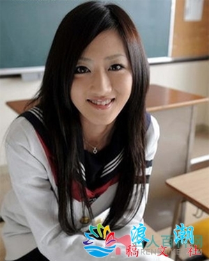 安西千寻人物海报