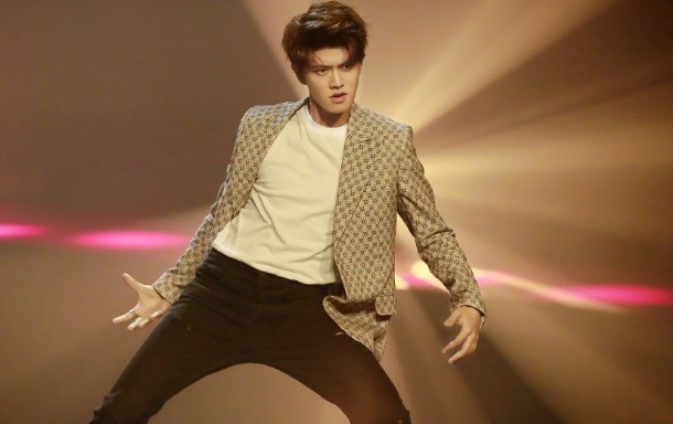 任嘉伦真实身高出来了撑死这个数 胜在身材比例好