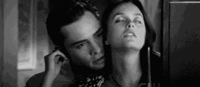 女人爱爱时为什么总是闭着眼睛?女人爱爱时在想什么 女人爱爱时为什么总是闭着眼睛?女人爱爱时在想什么