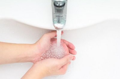 ​佩戴隐形眼镜的注意事项