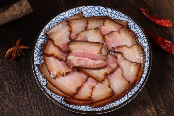 熏腊肉有毒吗 熏腊肉有营养吗 熏腊肉有毒吗 熏腊肉有营养吗