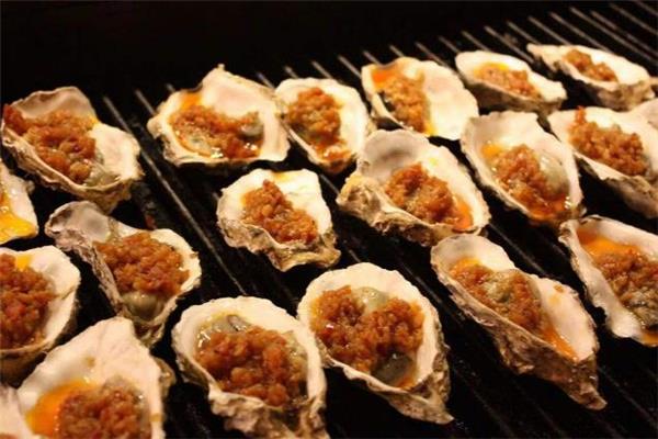 开壳的生蚝怎么清洗 没开壳的生蚝怎么洗 开壳的生蚝怎么清洗 没开壳的生蚝怎么洗