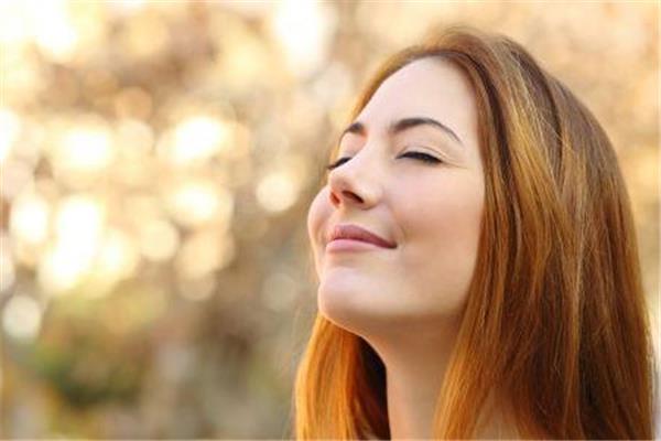 抑郁症发病时会发抖吗 抑郁症发病怎么控制 抑郁症发病时会发抖吗 抑郁症发病怎么控制