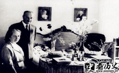 ​德国著名诗人荷尔德林思想的独特性