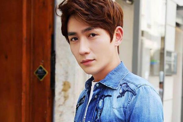 男性秃头与性生活过度有很大关系