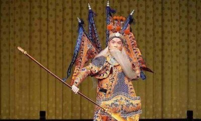 ​谭鑫培主演的电影叫什么？