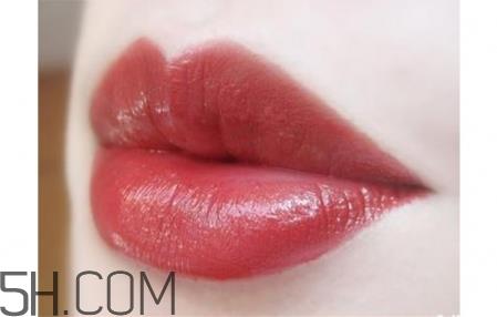 欧莱雅口红真假辨别 欧莱雅口红真假对比