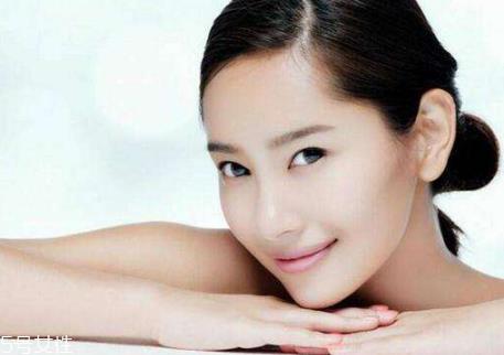 干性皮肤适合用什么水乳 干性皮肤水乳推荐