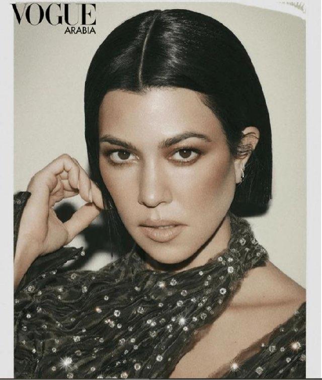 娱乐卡戴珊大姐登上《VOGUE》阿拉伯版，表示卡戴珊家族的风气不好  4