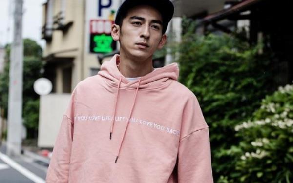 生活卫衣为什么叫卫衣 有两种解释  2