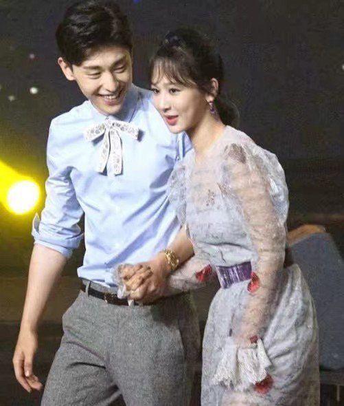 邓伦宠溺称对杨紫的撒娇,没有免疫力?原因竟然是?