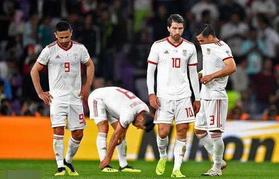 震撼!日本干伊朗3-0!还记得中国足球曾经5-0吊打日本吗?