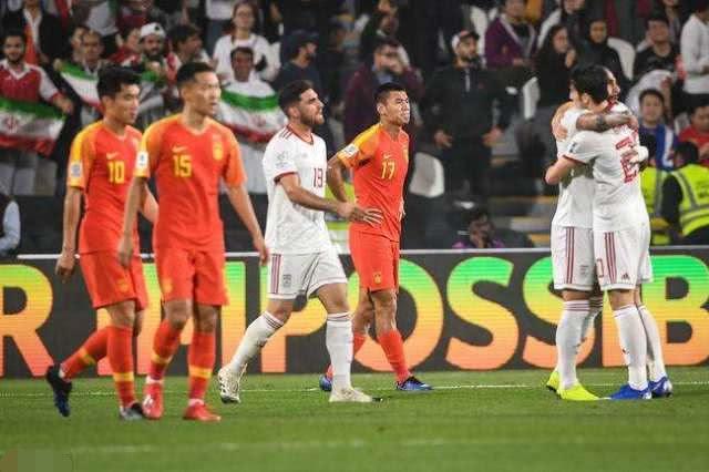 震撼!日本干伊朗3-0!还记得中国足球曾经5-0吊打日本吗?