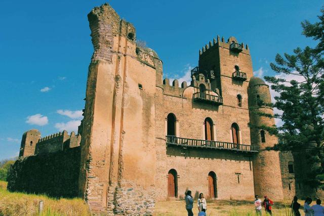 非洲美女的故乡,遍地都是“黑珍珠”,颜值真的很不错