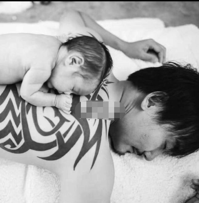 何洁三胎生女实锤!刁磊朋友圈晒新生儿照片,与何洁合照秀恩爱