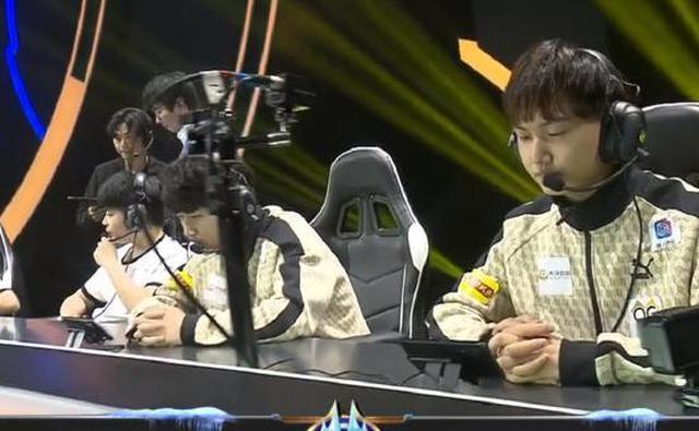 QGFly到底有“多恐怖”?看到游戏中特殊设定,不愧是飞牛大将军