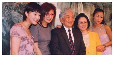 ​她被琼瑶夺走丈夫，但一直隐忍度日，如今多年过去，她过得怎么样