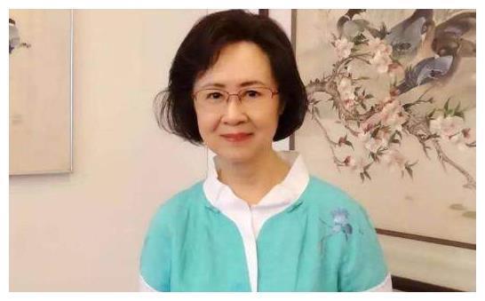 她被琼瑶夺走丈夫，但一直隐忍度日，如今多年过去，她过得怎么样