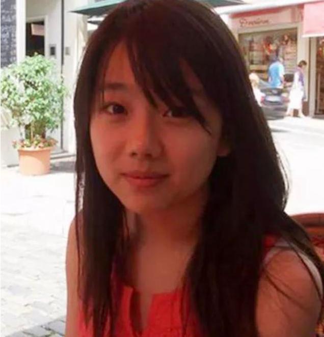 “小鸽子”胡雅斯,当红时期选择隐退,31岁剃度出家