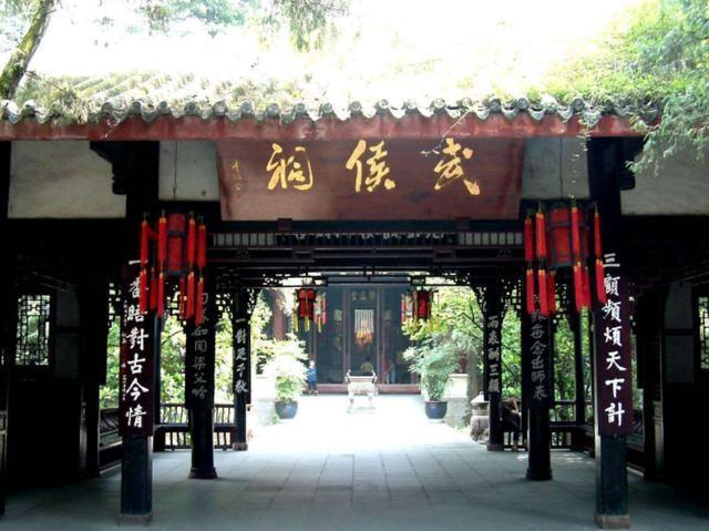 河南最憋屈的城市,人口全省第一,7条高速穿叉，却至今未通高铁