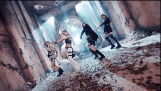 葬爱家族终于从亚洲红到了欧美