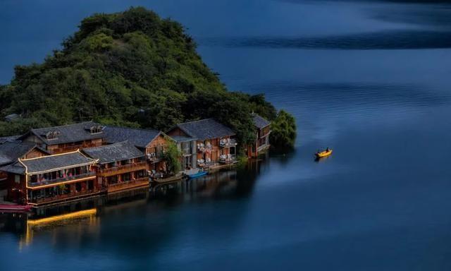 凉山市再遭火灾,大火焚烧前的它,曾风恬月朗如隐世仙境