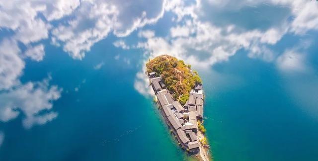 凉山市再遭火灾,大火焚烧前的它,曾风恬月朗如隐世仙境