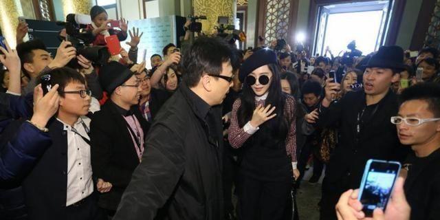 之前是“花瓶”,之后是“范爷”,范冰冰的伯乐是穆晓光