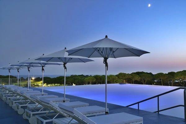 喜获冠军的不仅有小麦,还有石昱婷和黑纯一