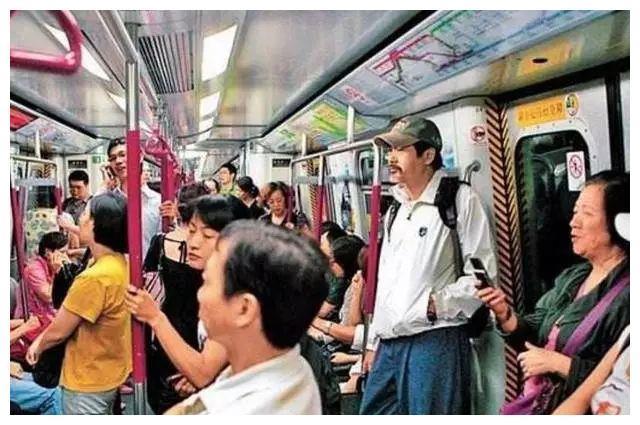 周润发的真实身份曝光，裸捐几十亿！