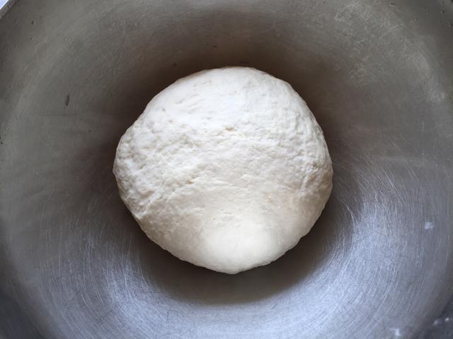 妈妈教我在家手工自制的凉皮，好吃又卫生，一口气吃10碗不是事