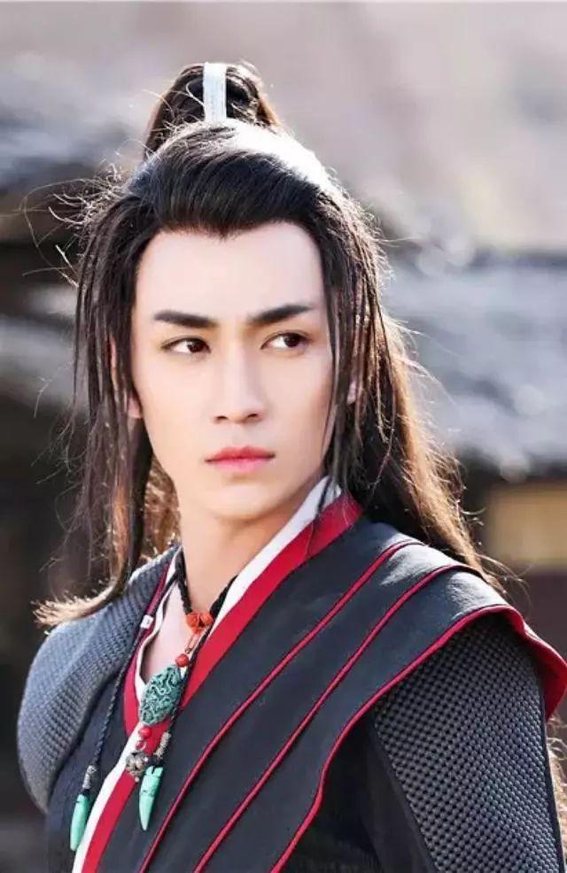 三十岁的你想着退休，六十岁的吴岱融还要重新进军歌坛