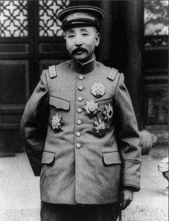 奉军将领汲金纯在九·一八后便辞职,后多次拒绝日寇拉拢和威胁