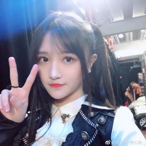 ​非常可爱偶像女团SNH48费沁源写真美照欣赏