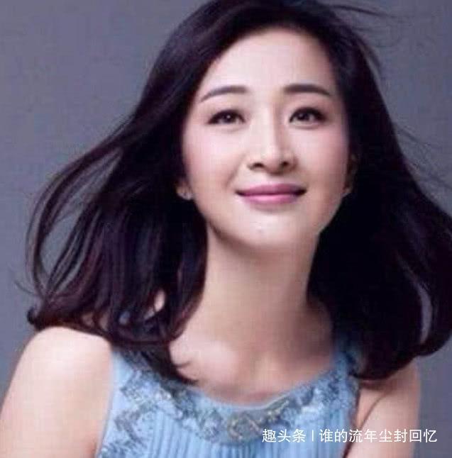 分开见人品!张嘉译前妻身家过亿,却用三字来评论张嘉译