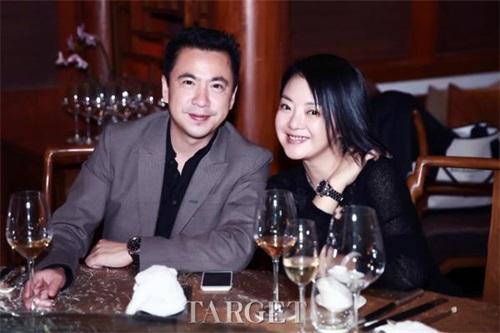 嫁穷小子遭反对,20年后他变身总裁,身价千亿为她补办世纪婚礼