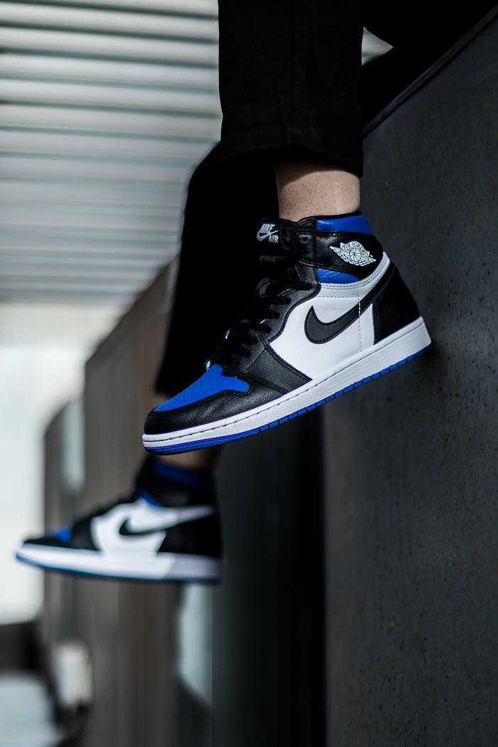 这双黑脚趾AJ1有些人不待见,但上脚真的好看